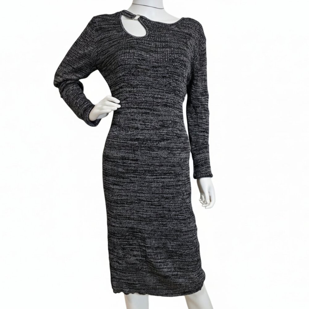 Chic Gray Knit Midi Dress with Cutout Detail – Modern & Cozy